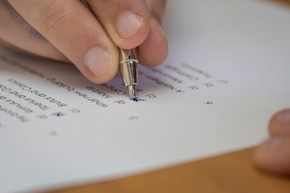 Para que se produzca la llamada "autorregulación" es necesario que las preguntas busquen indagar sobre el pasado de la vida de la persona interrogada.