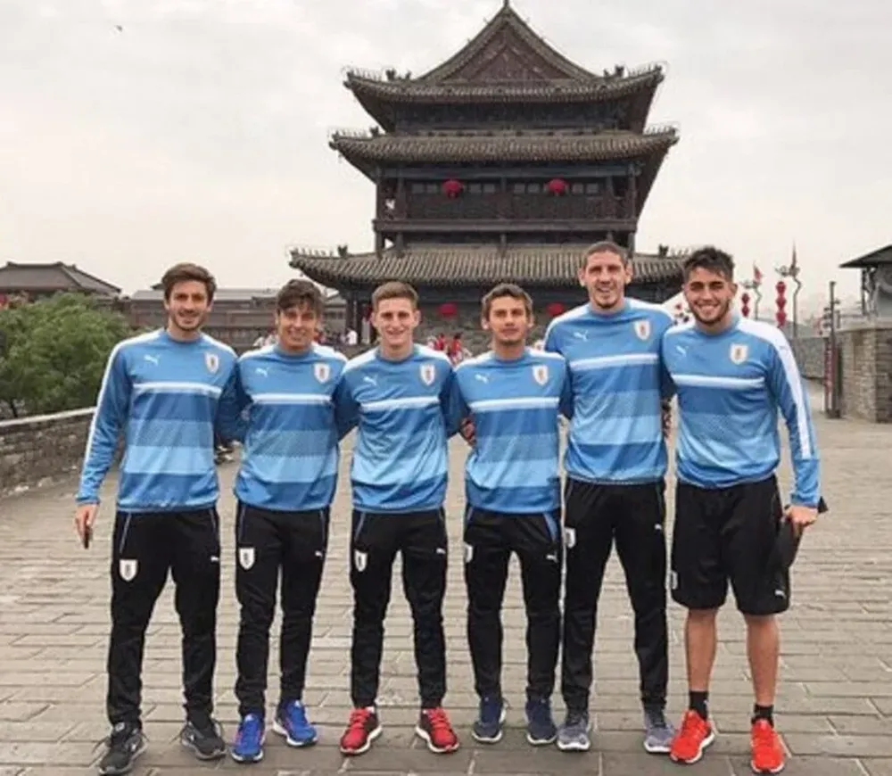 Un rato de relax para los celestes sub 20 en China