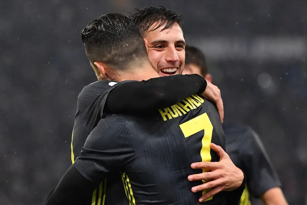 El festejo de Bentancur con Ronaldo tras el 2-1