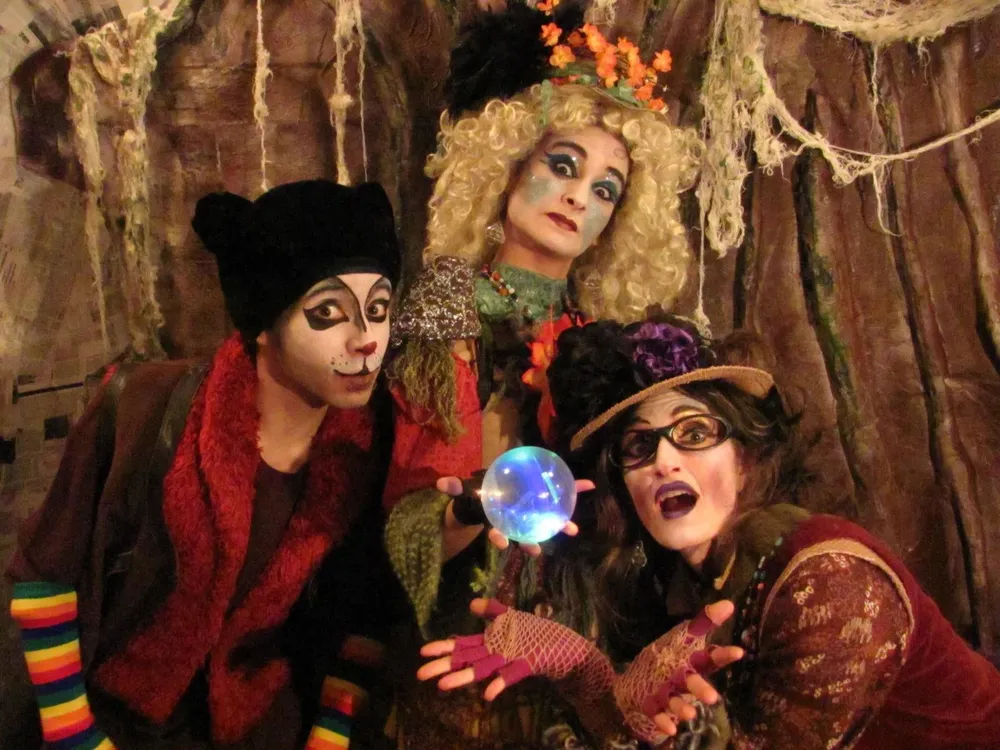 El árbol de la bruja en Teatro Victoria