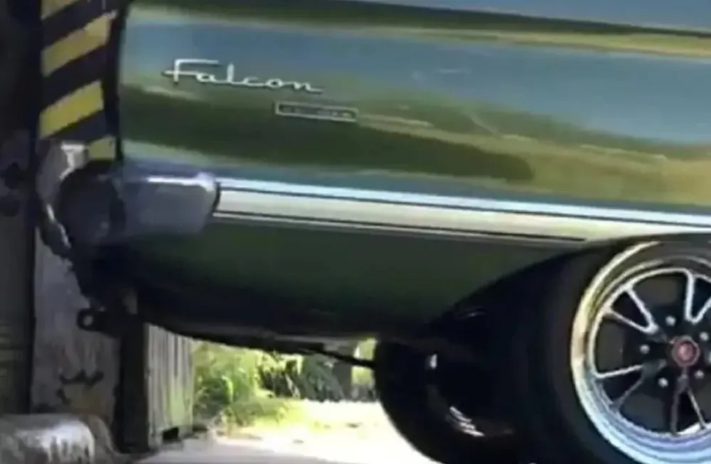 Recuperó su cargo el comisario que, tras el triunfo de Milei, posteó una foto de un falcon verde