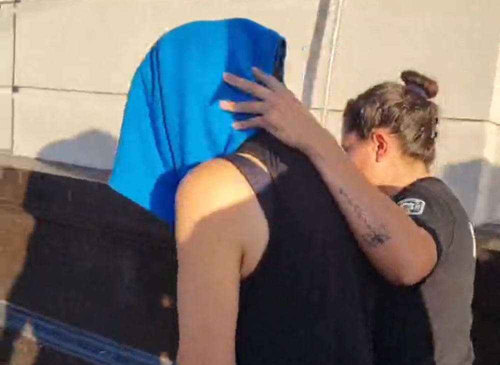 Así se llevaron detenida a la argentina acusada de asesinar a su novio uruguayo