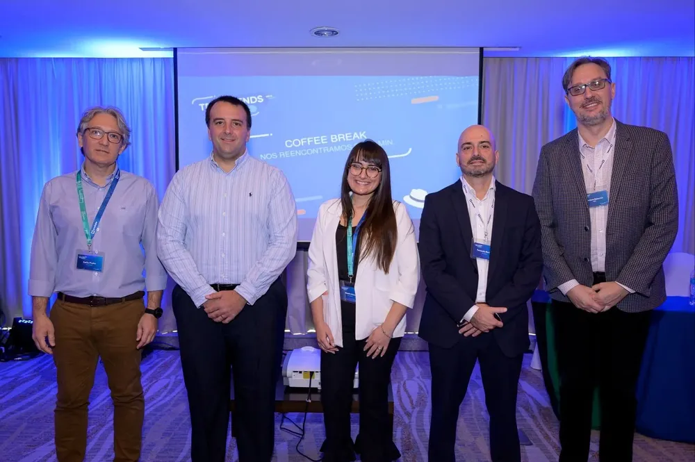 Carlos Prados, Mariano Barbero, Natalie Llanes, Fernando Martínez y Mariano Bakovich