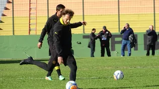 Forlán debuta ante  Independiente