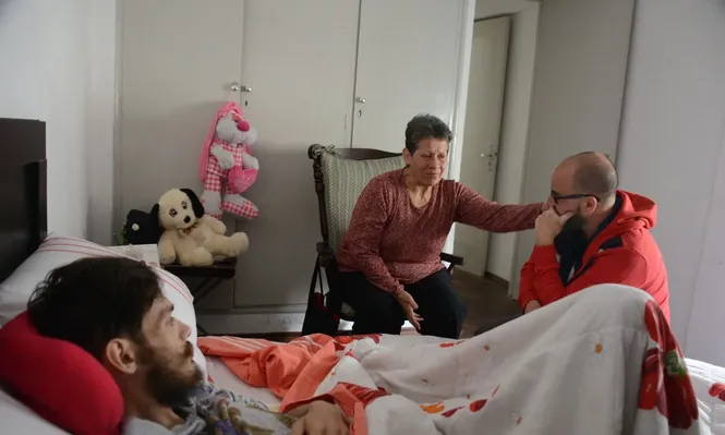 Oferta de cuidados paliativos se triplicó pero formación de médicos es optativa