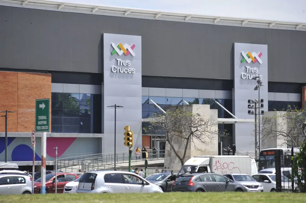 Una zona de Tres Cruces es la única que tiene, por el momento, semáforos con el sistema&nbsp;﻿full adaptative