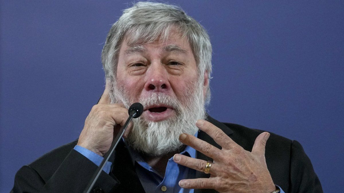 Por qué Steve Wozniak, cofundador de Apple, no comparte el entusiasmo de otros frente a la IA: 