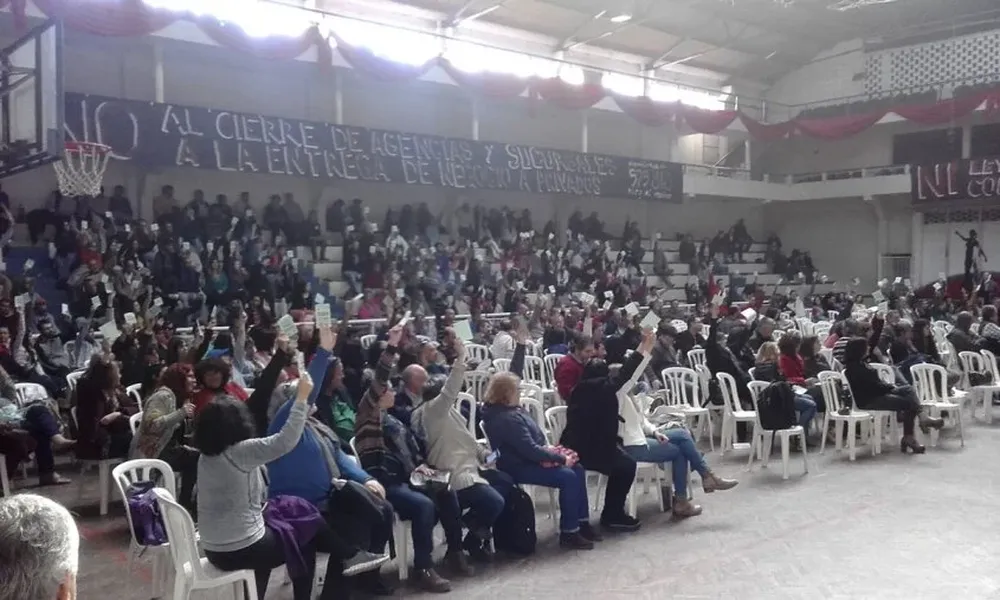 Asamblea de banca oficial (archivo).