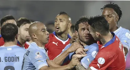 Aránguiz: En Uruguay aún no aceptan que ganamos la Copa