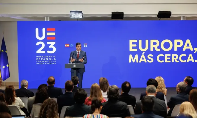 El presidente del Gobierno, Pedro Sánchez, presenta las prioridades de la Presidencia española del Consejo de la UE, en el Palacio de la Moncloa el pasado junio de 2023.