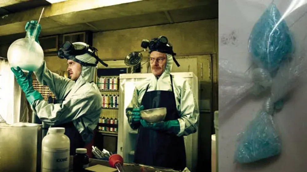 Walter White y su socio cocinando metanfetamina