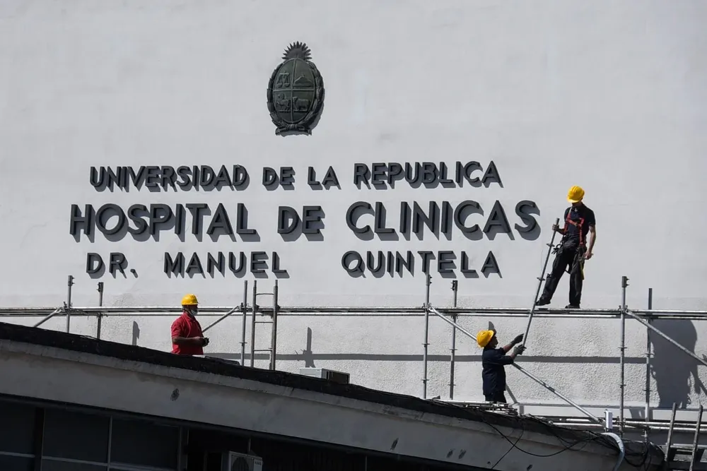 Discuten denuncia en la dirección del Hospital de Clínicas