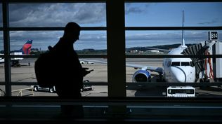 Crisis aérea por el shutdown: 10.000 vuelos retrasados y temores por un colapso en el tráfico aéreo de EEUU