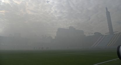 El Observador | Clásico y final del campeonato intermedio 2025, Peñarol Nacional. Pirotecnia en el Centenario.