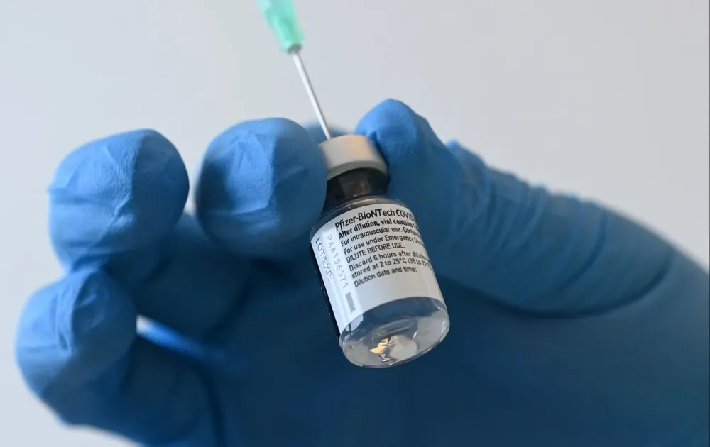 Vial de la vacuna de Pfizer/BioNTech