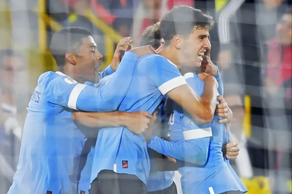 El festejo de Uruguay contra Colombia