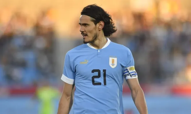 Cavani espera el debut con Uruguay en Qatar 2022