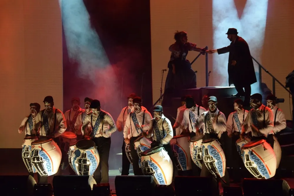 Sarabanda, durante su debut en el concurso del Teatro de Verano, en el carnaval 2023.