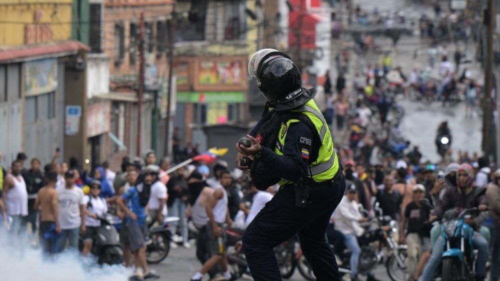 Tras las elecciones han sido arrestados casi 2.000 venezolanos que se suman a los cientos de políticos presos hace años.