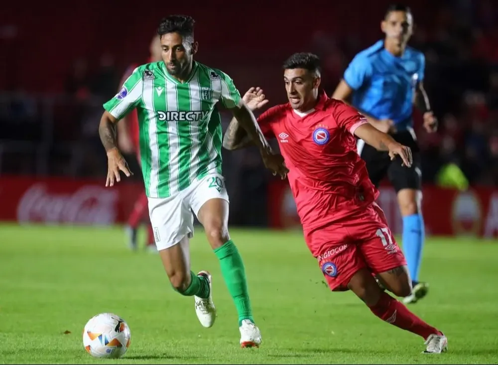 Urreta en La Paternal