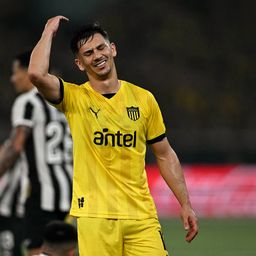 Maximiliano Silvera de Peñarol ante Botafogo