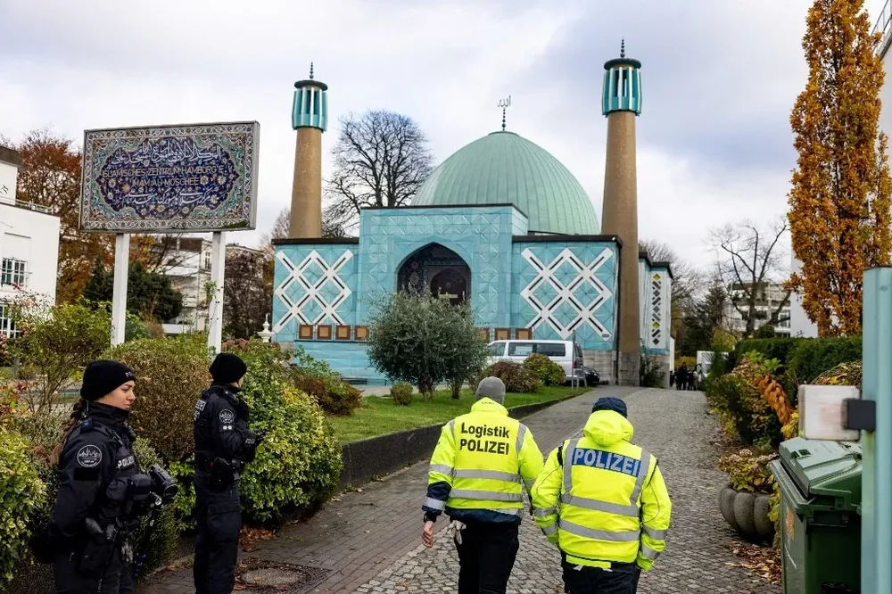 La “mezquita azul”, en Hamburgo, fue uno de los 54 lugares allanados por la Policía alemana.