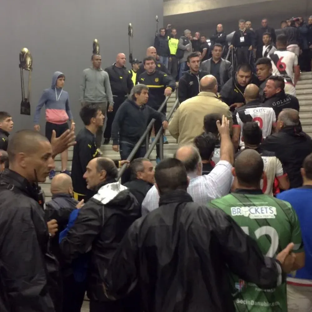 Escaramuzas en la manga en el Campeón del Siglo