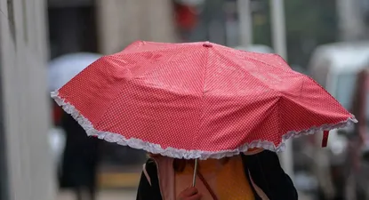 rige la doble alerta naranja y amarilla para departamentos al norte del rio negro