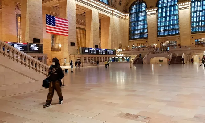 El PBI de EEUU cayó 4,8% el primer trimestre y cortó su histórica racha de expansión