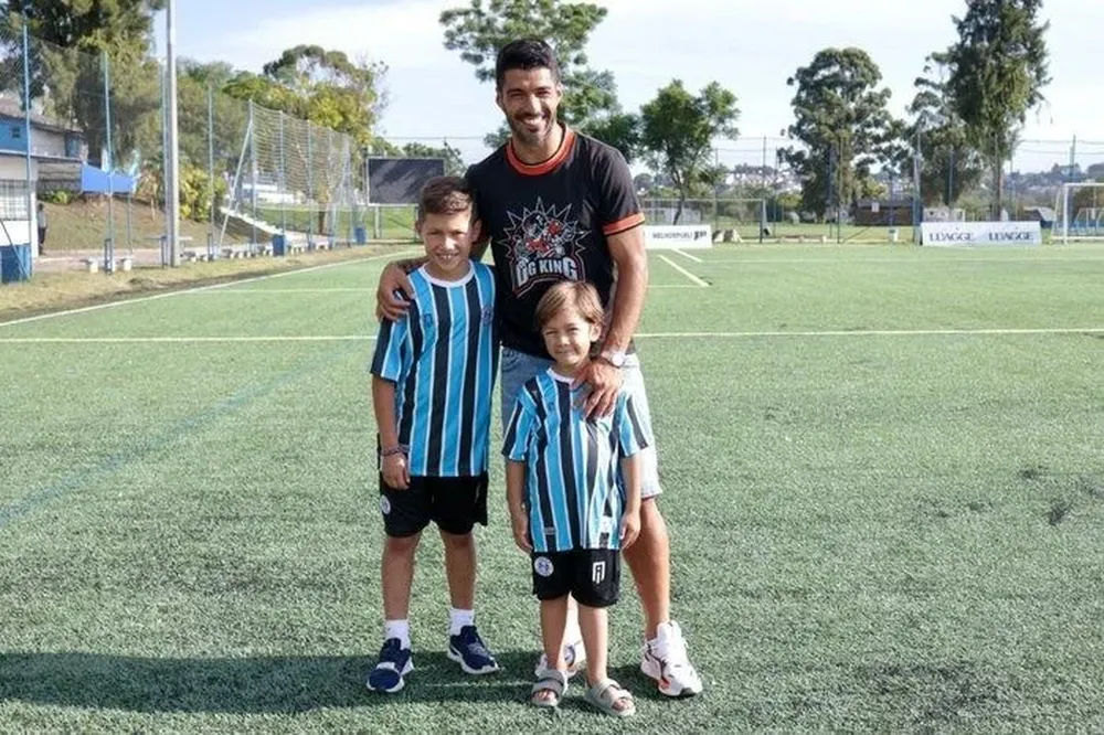 Los Suárez: Luis, Benjamín y Lautaro