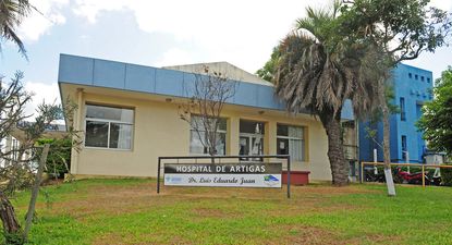 Adolescente se encuentra grave tras tirarse del techo del Hospital de Artigas