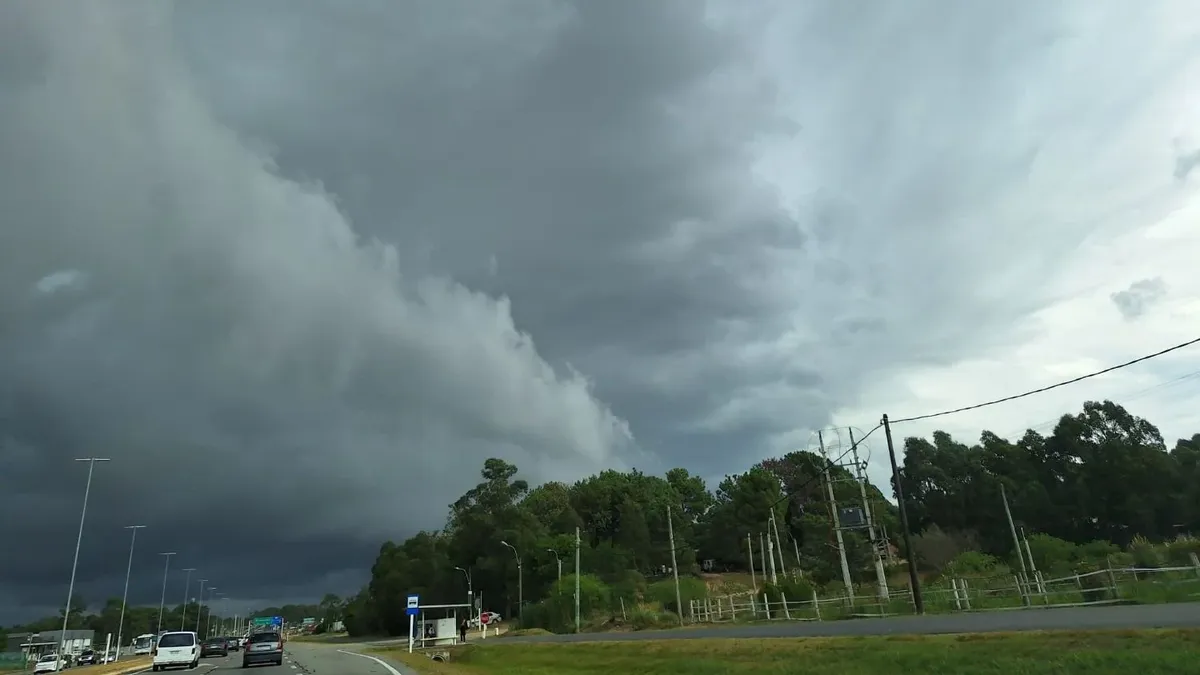 Alerta Amarilla De Inumet Por Tormentas Y Lluvias: Mirá Dónde