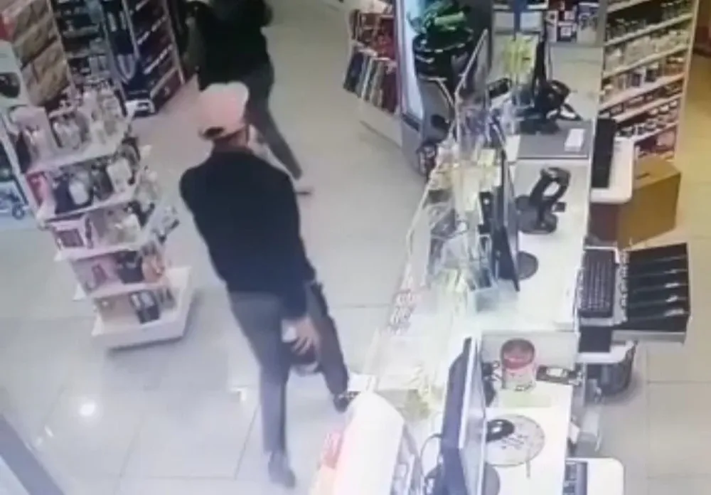 Registro de la cámara de uno de los locales afectados