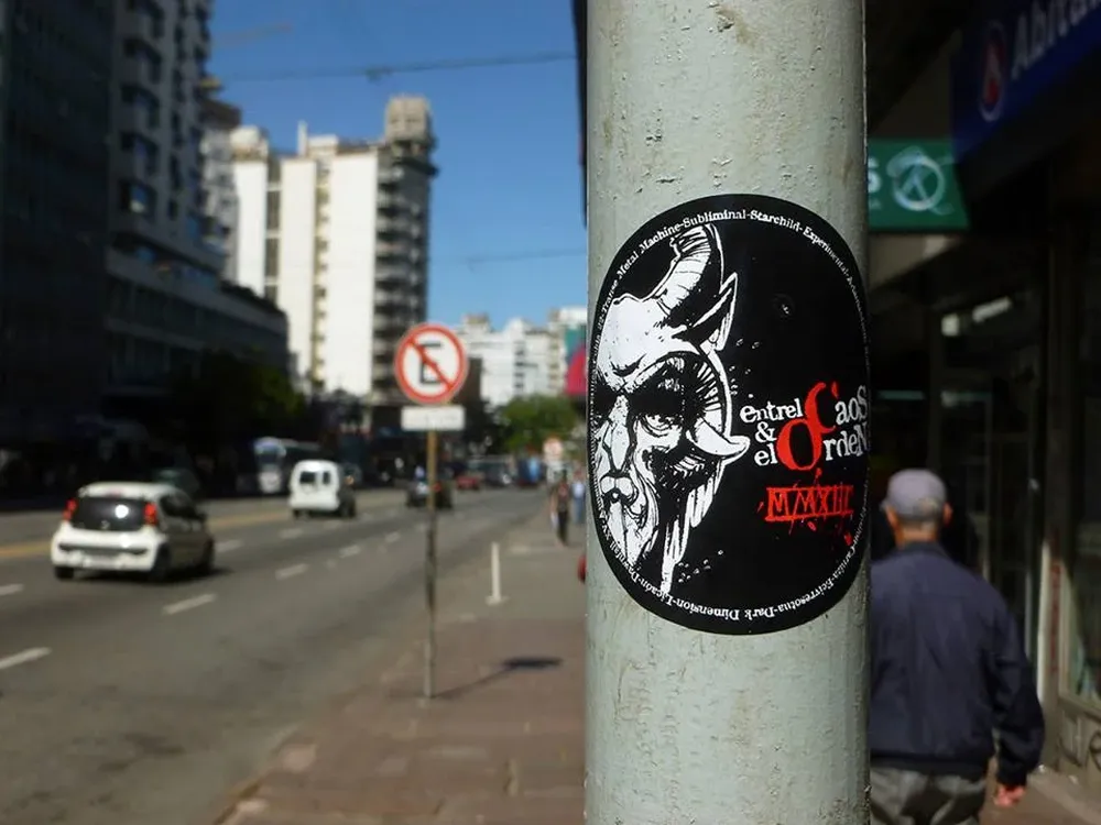 Compilado Entre el Caos y el Orden