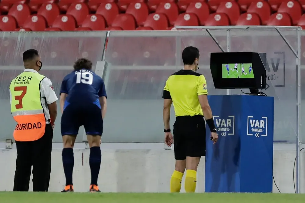 En el cierre de la temporada 2020 del Uruguayo habrá 30 partidos que tendrán VAR