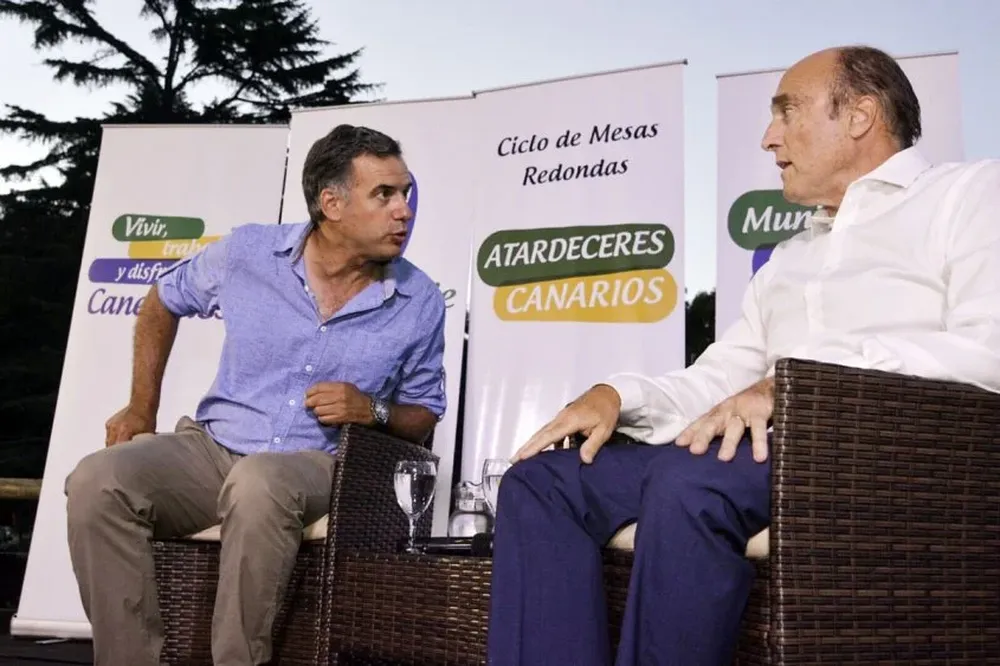 Los intendentes de Montevideo y Canelones, Daniel Martínez y Yamandú Orsi, suenan como nombres de recambio