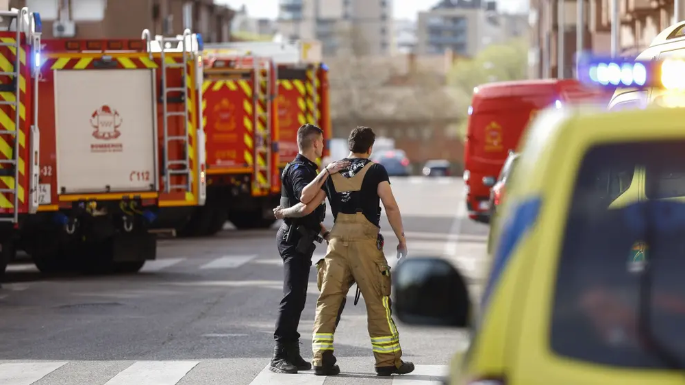 Mueren dos personas en el incendio de Torrefeta (Lleida), tras quemar 1.830 hectáreas.