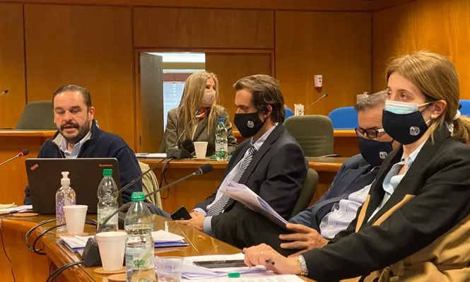Juan Ignacio Buffa, Adriana Zumarán, Nicolás Chiesa, Carlos María Uriarte y Fernanda Maldonado en la Comisión de Ganadería.