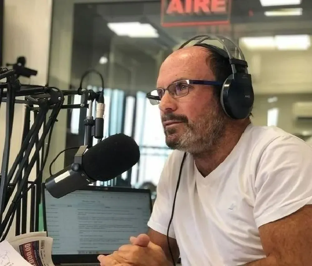 Ignacio Álvarez en Azul FM