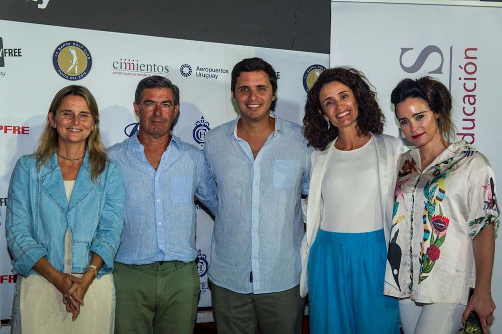 Soledad Lienau, Víctor Paullier, Matías Carlucchio, Emilia Zanchetta, Estefanía Maganja 