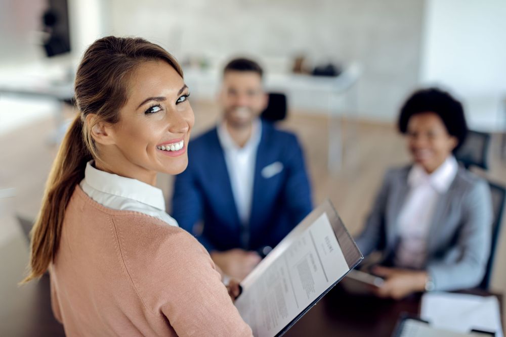 La oferta de trabajo como representante comercial está especialmente creada para hispanohablantes. Fotografía: FreePik.