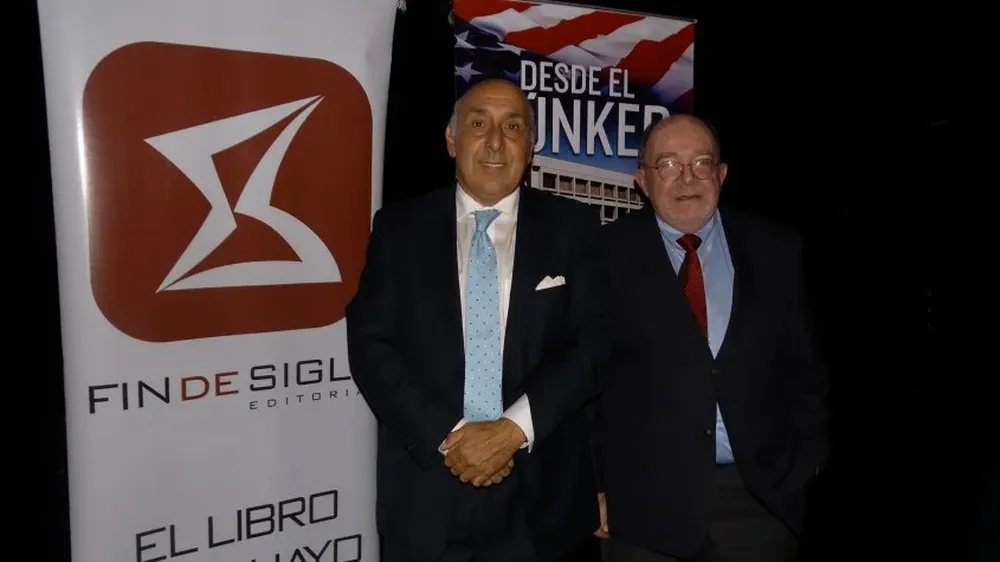 Rubek Orlando y Tomas Lynn