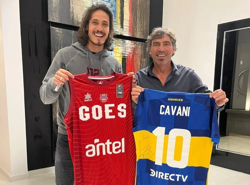 Cavani y el Manteca Martínez