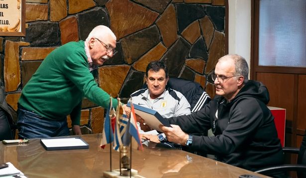 La visita de Marcelo Bielsa a Audef