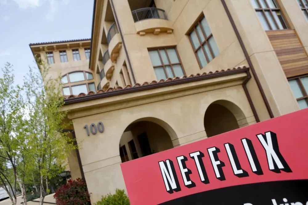 (FILES) This April 13, 2011 file photo shows the Netflix company logo at Netflix headquarters in Los Gatos, California. Netflix will launch its streaming television service in Japan on September 2, the latest stop in its mission to be a global entertainment powerhouse, it said August 4, 20115 . AFP PHOTO / RYAN ANSON / FILES