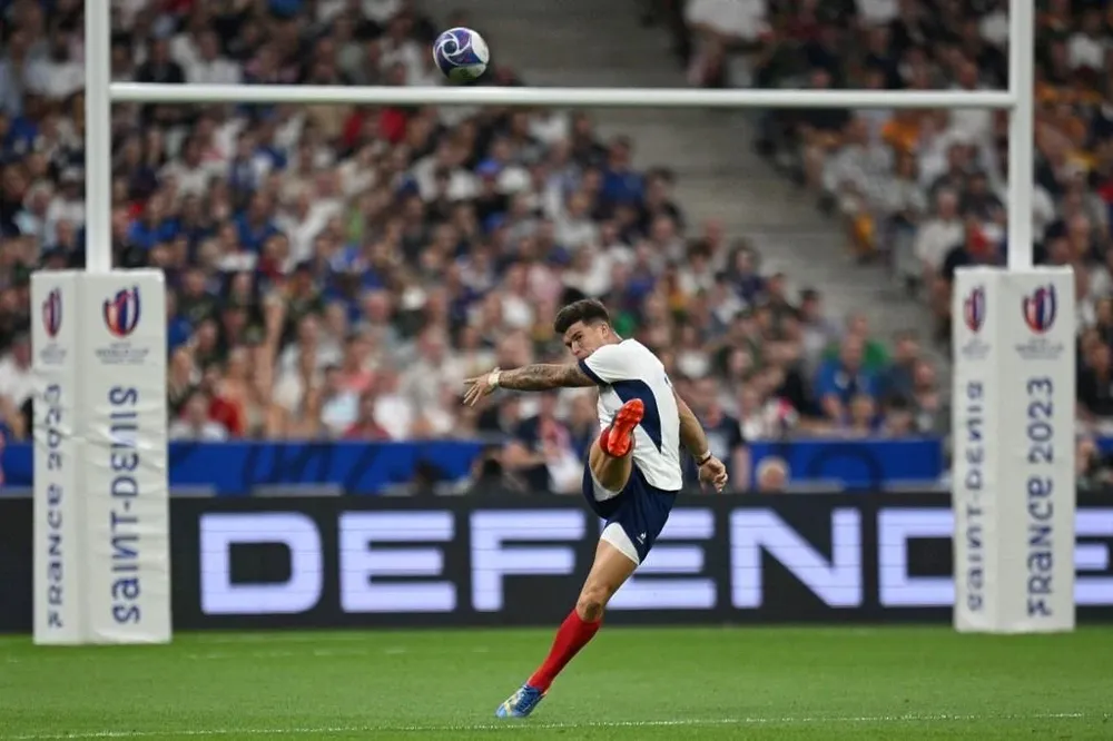 Mathieu Jalibert, apertura de Francia