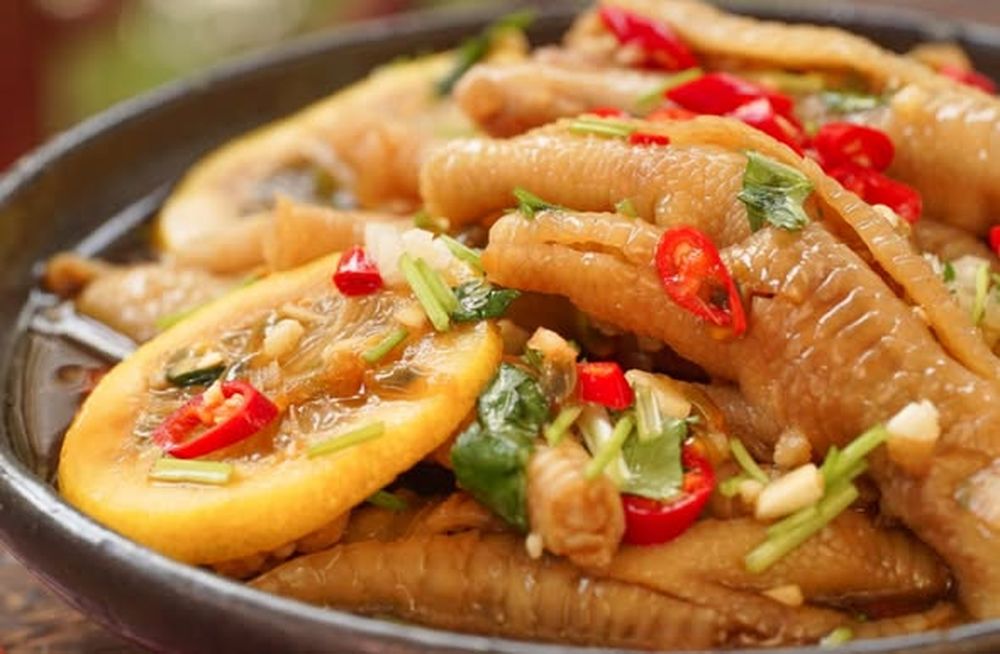 Hong Kong: las garras de pollo, muy populares en la gastronomía.