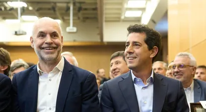 Las fotos del kirchnerista Wado de Pedro, Rodríguez Larreta, el libertario Guillermo Francos juntos en la presentación de un libro