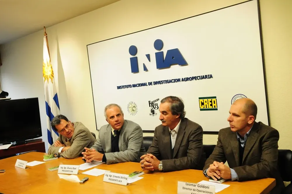 Adolfo Crosa, Álvaro Roel, Ernesto Stirling y Leomar Goldoni