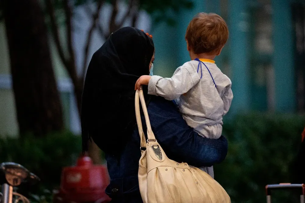 Hay más de 2,5 millones de afganos refugiados en los países limítrofes.